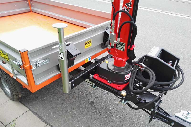 Foresteel-Anhänger mit hydraulischer Kran, von epowertec.de E-Mobility